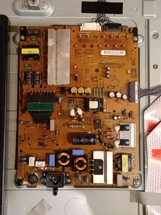 Fuente Alimentación TV LG