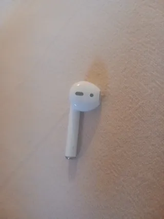Airpod 1ª Gen Izquierdo Blanco