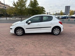 PEUGEOT 207 1.4 i 5 puertas