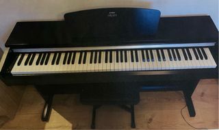 Piano Digital Yamaha Arius Negro YDP-141