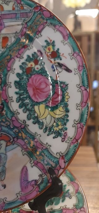 12 Platos Macao ”Rose Medallion” de 23 cm