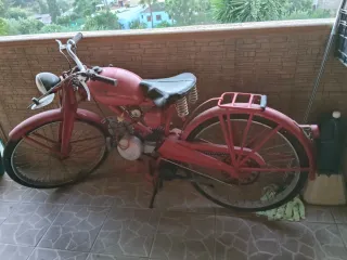 Moto Guzzi Hispania Roja papeles en regla que ofer