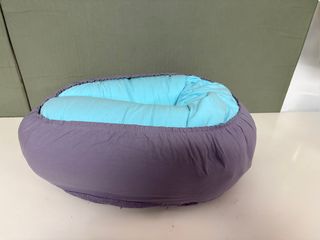 Cojín de lactancia felpa azul