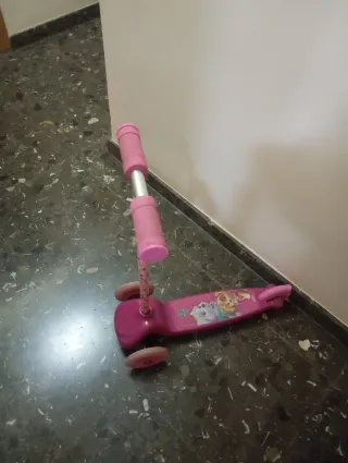 Patinete Patrulla Canina Rosa