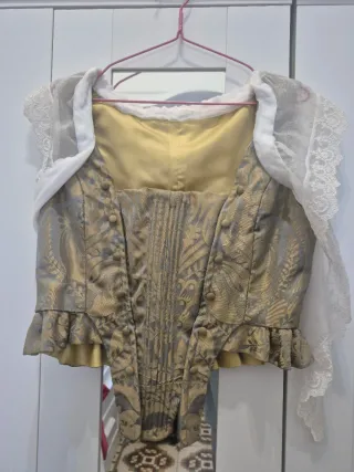 Traje de Fallera Oro y Gris