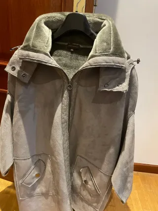 Abrigo de Piel Marca Adolfo Domínguez