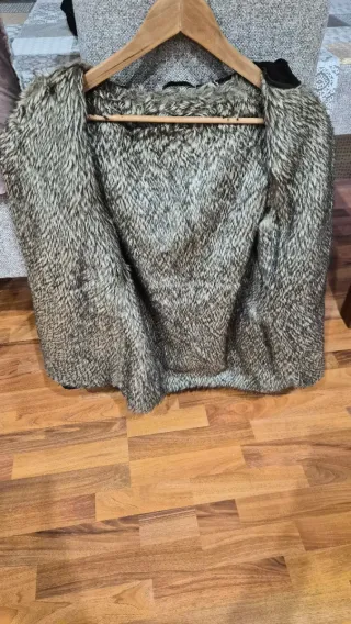 Parka marrón chocolate con pelo