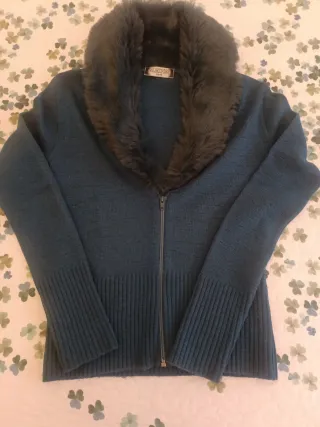 Chaqueta punto cuello pelo azul T.38