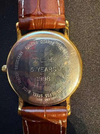 Reloj Bulova Vintage 1998 Cuarzo Dorado