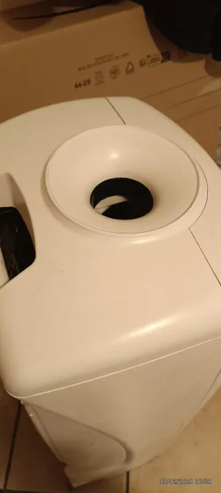 Fuente de agua blanca