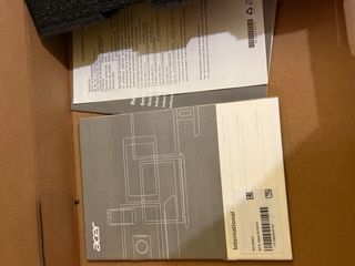 Ordenador Acer Plata y Negro