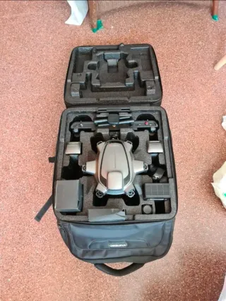 Yuneec Typhoon H Plus con mochila