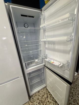 Frigorífico combi gris