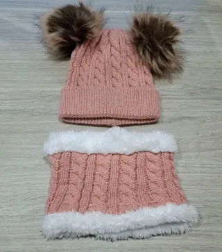 Conjunto gorro y braga tejido rosa