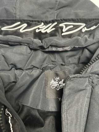 Cazadora acolchada KWD hombre negra