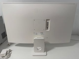 Monitor LG 32 Blanco TV Monitor - LG 32SR50F-W