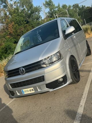 Volkswagen Multivan MUY CUIDADA