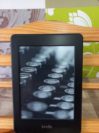 Amazon Kindle paperwhite