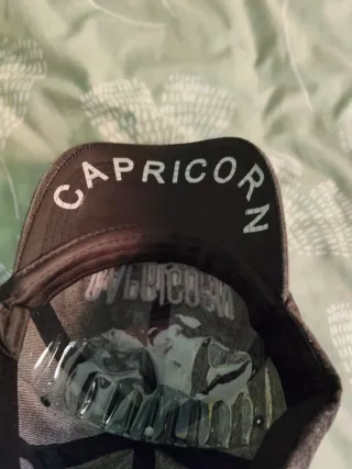 Gorra vaquera Capricorn AC-DC tengo dos