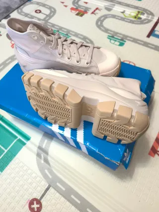 Zapatillas Adidas Nizza XY22