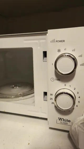 Orbegozo MI 2115 Microondas 20L Blanco