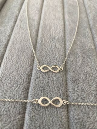 Conjunto Collar y Pulsera Infinito Plata 925