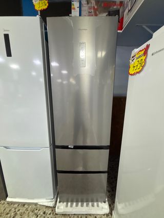Frigorífico Hisense plateado