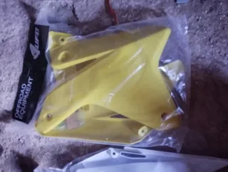 Kit Plásticos Suzuki RMZ 450 Amarillo