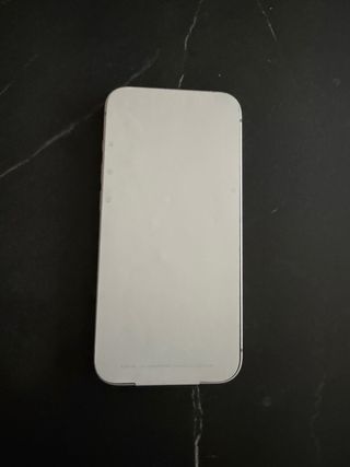 iPhone 16e 128GB Octubre 2025