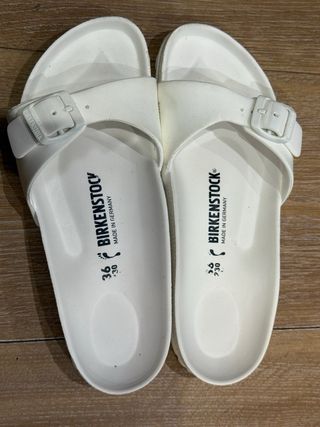 Chanclas Birkenstock blancas talla 36