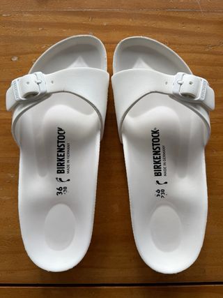 Chanclas Birkenstock blancas talla 36
