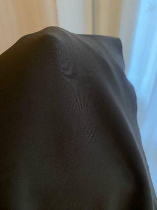 Sudadera corta estilo militar