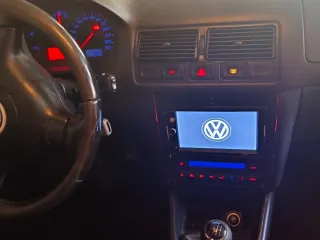 Volkswagen Golf 2000