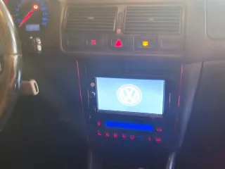 Volkswagen Golf 2000