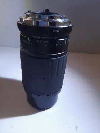 Objetivo Vivitar 70-210mm f/4.5-5.6 MC Macro Zoom