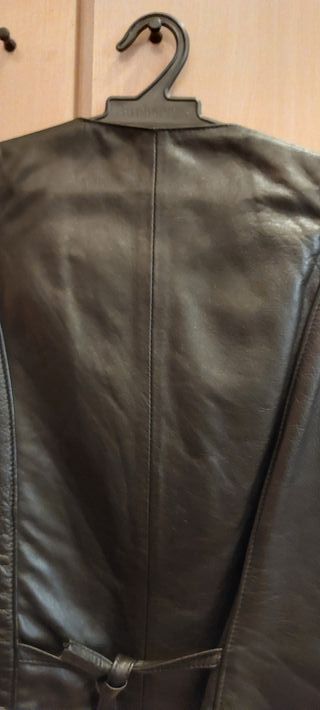 Chaleco de Piel con Tachuelas Talla M