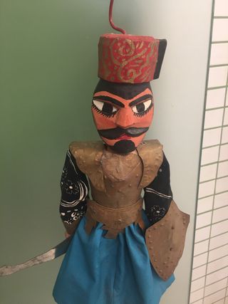 Marioneta Guerrero Turco de madera.