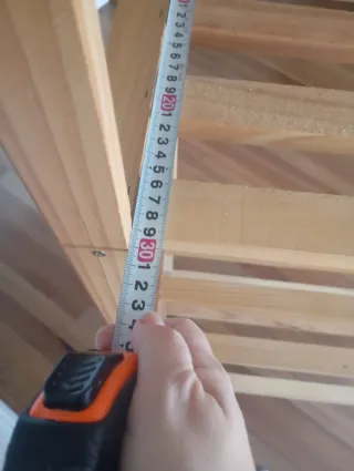 Estantería de madera