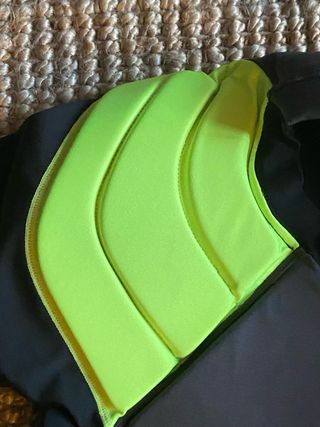 Protector hombrera rugby