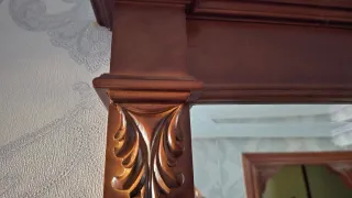 Mueble Recibidor Caoba y Mármol