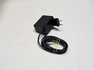 Cargador original Nintendo Switch cable enchufe