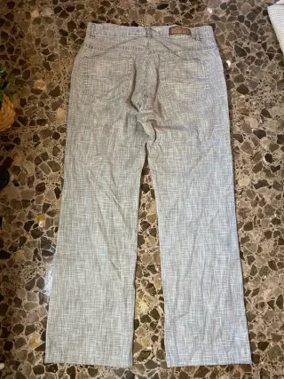 Pantalón recto gris Canopy retro