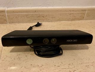 Consola Xbox 360 + Cámara Kinect Negra