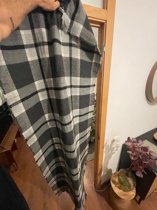 Bufanda Zara XL cuadros gris y negro