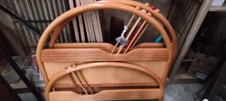 2 Camas de cuerpo y medio de madera