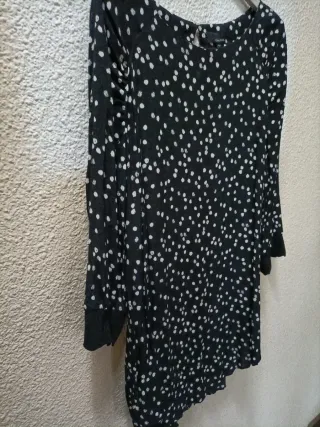 Blusa COUCHEL lunares negra y blanca Talla M