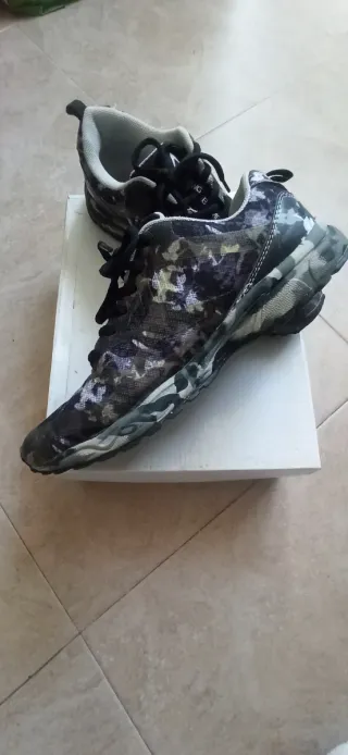 Tenis Mujer Boomerang