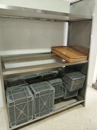 Estantería metálica