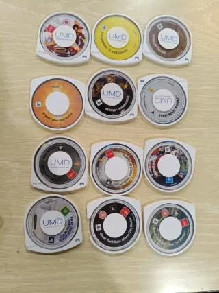 Lote 12 Juegos Sony PSP UMD