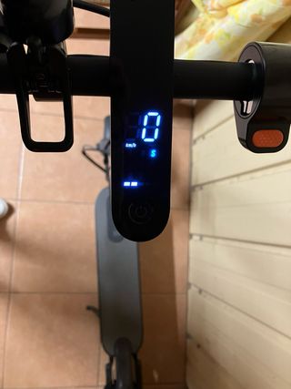 Patinete Eléctrico Xiaomi Mi Essential